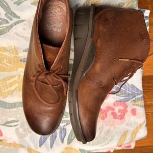Dansko size 39 brown leather